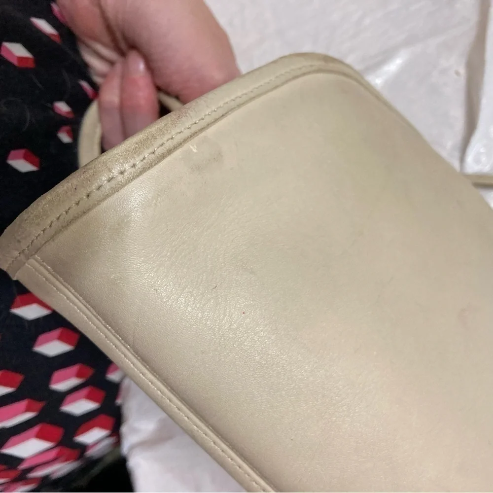 Coach vintage cream “bone” leather kimball bag
